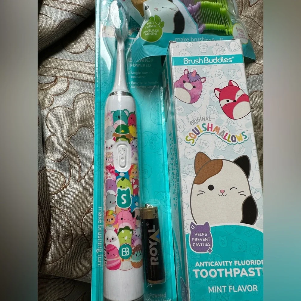 Original Squishmallows electric toothbrush and toothpaste and  floss picks - Picture 3 of 10